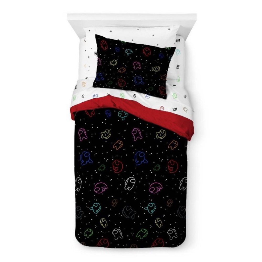 Among Us 5 piece twin bed in a bag comforter/ bedding set New!